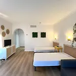 Apartmán Pyr And Pool I